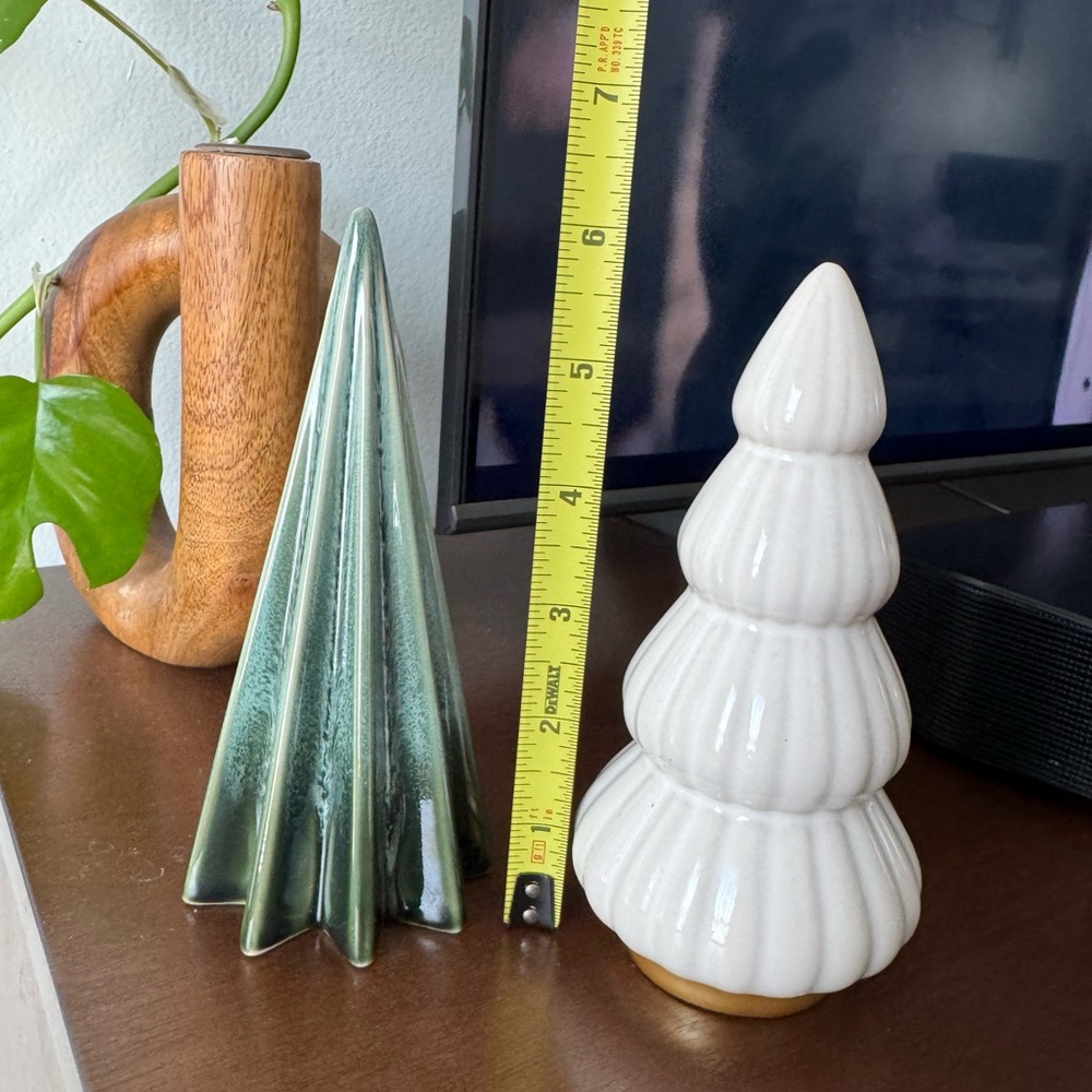 Christmas Green and White Tree Decor Set - Picture 2 of 4